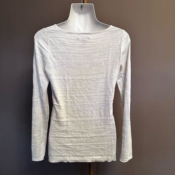 Banana Republic Cream White Long Sleeve Tee - Picture 2 of 8